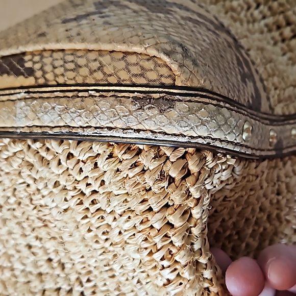 Coach Hampton raffia/straw snakeskin embossed purse - Picture 10 of 14
